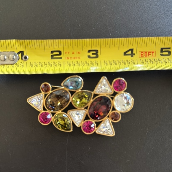Swarovski Brooch - Picture 9 of 9